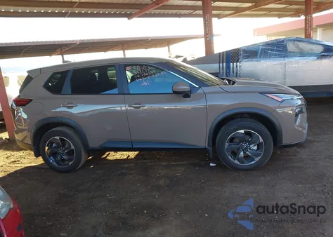 2025 Nissan Rogue Sv Fwd z USA, uszkodzony, nr VIN 5N1BT3BA5SC780548